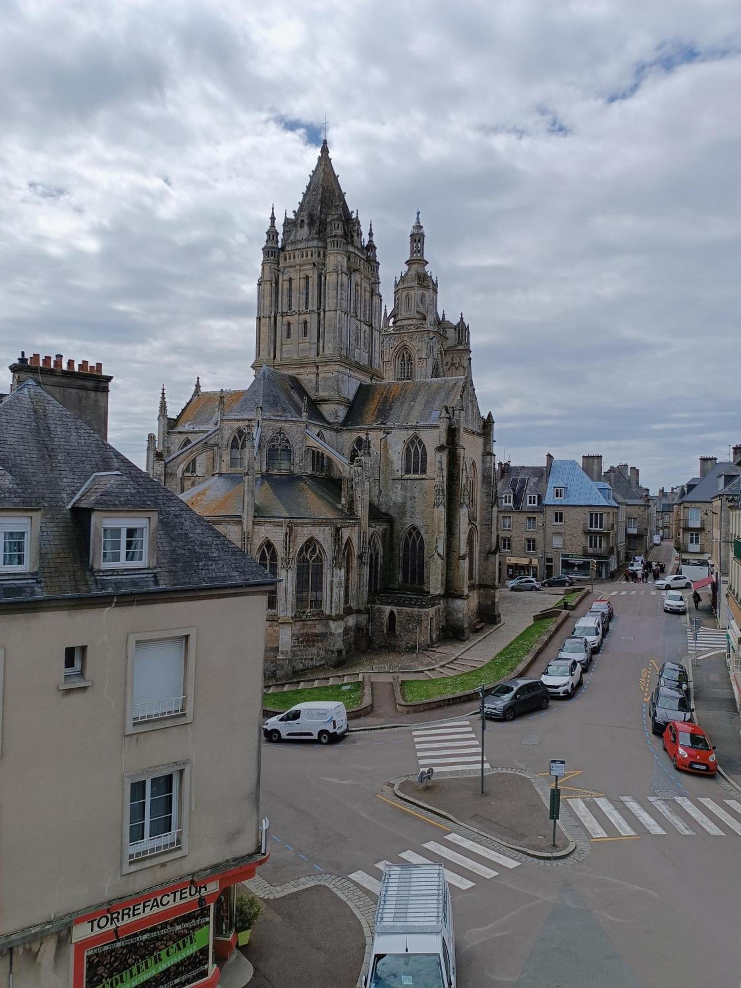 Ferienwohnung Elegant Studio ~Hyper Centre~ Coutances Exterior foto